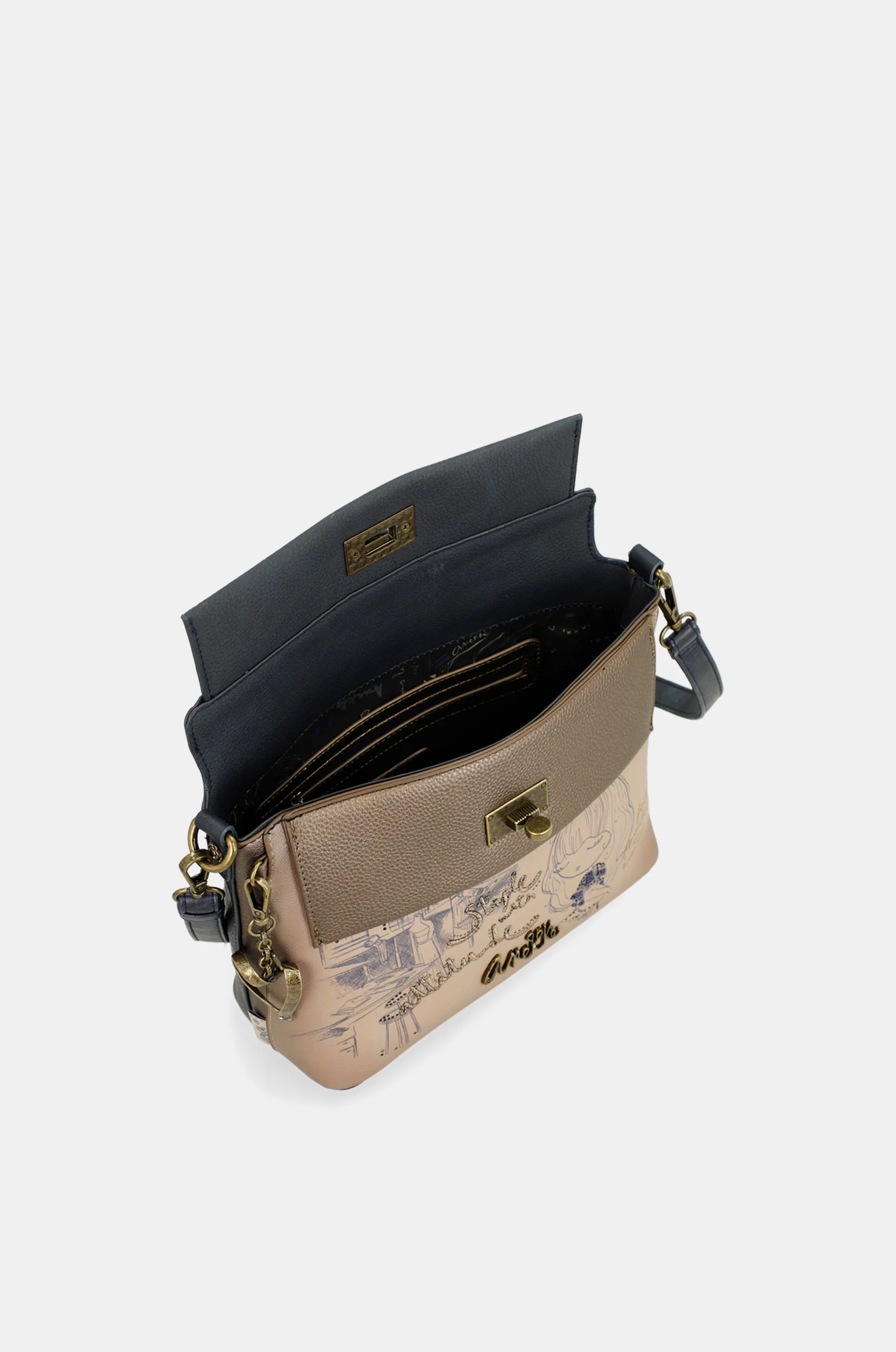 Bandolera con solapa y asa corta Studio - Image 6