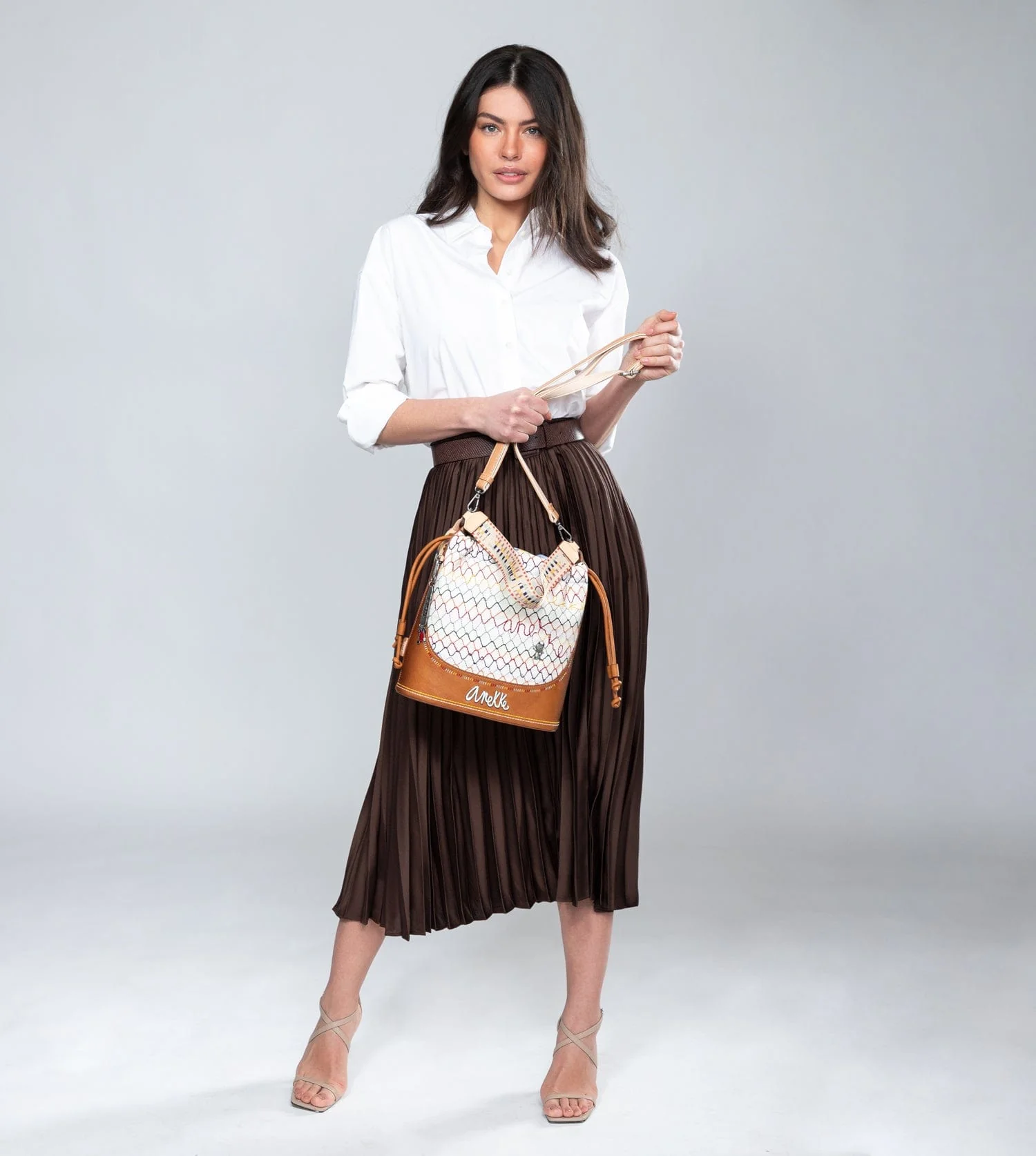 Bolso tipo bombonera Magic Souls - Image 6