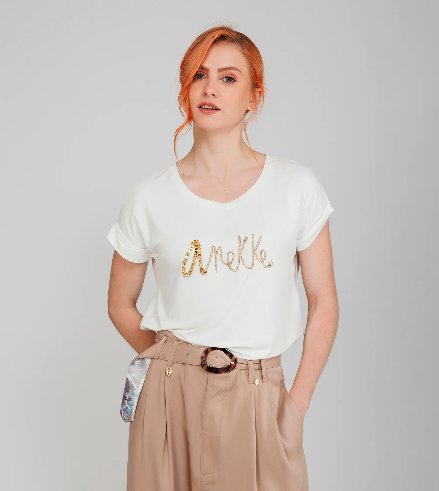Camiseta manga corta blanca con logo - Image 6