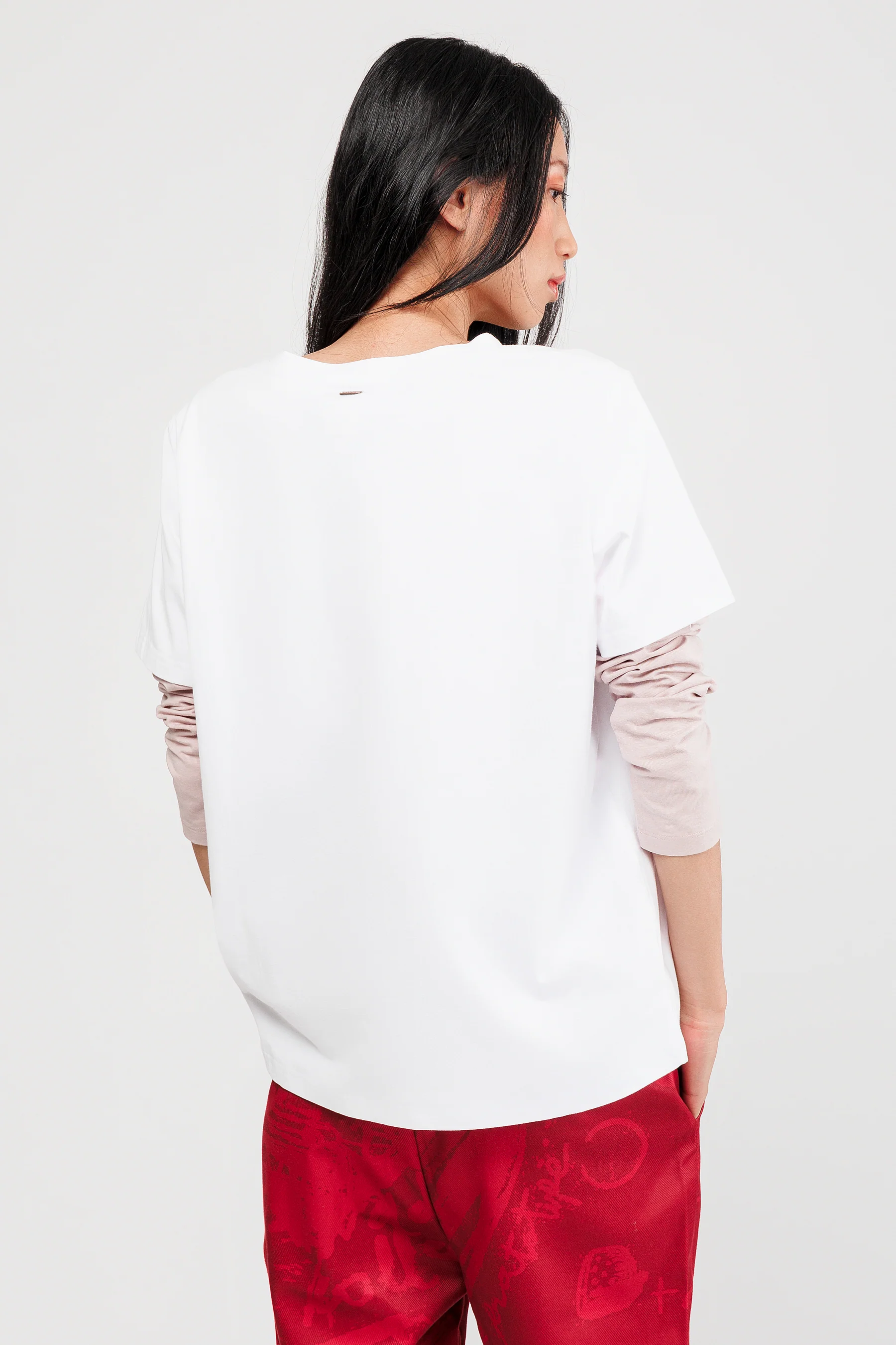 Camiseta manga corta blanca con tachuelas - Image 2