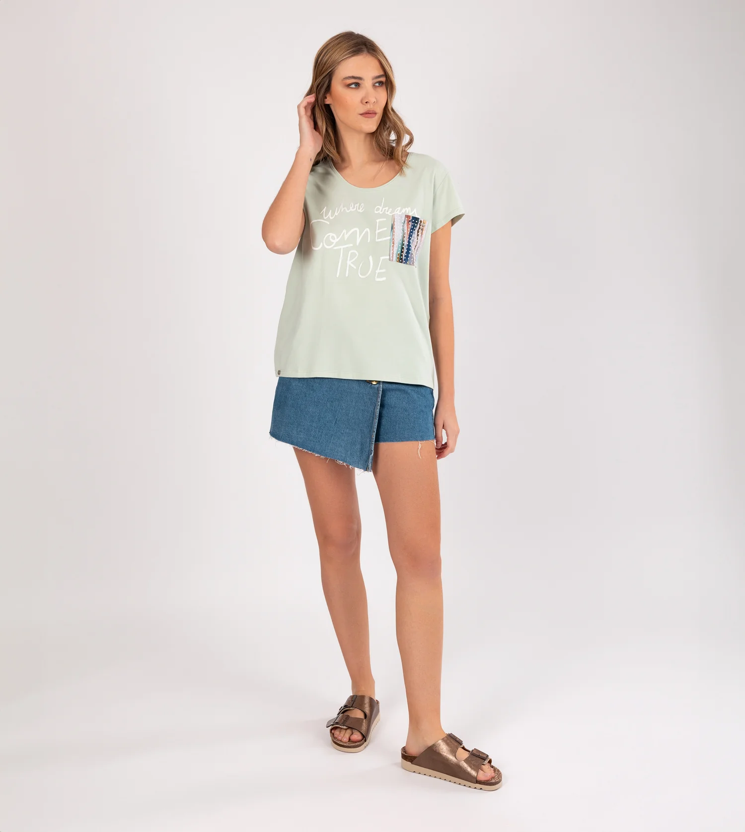 Camiseta verde Studio - Image 4