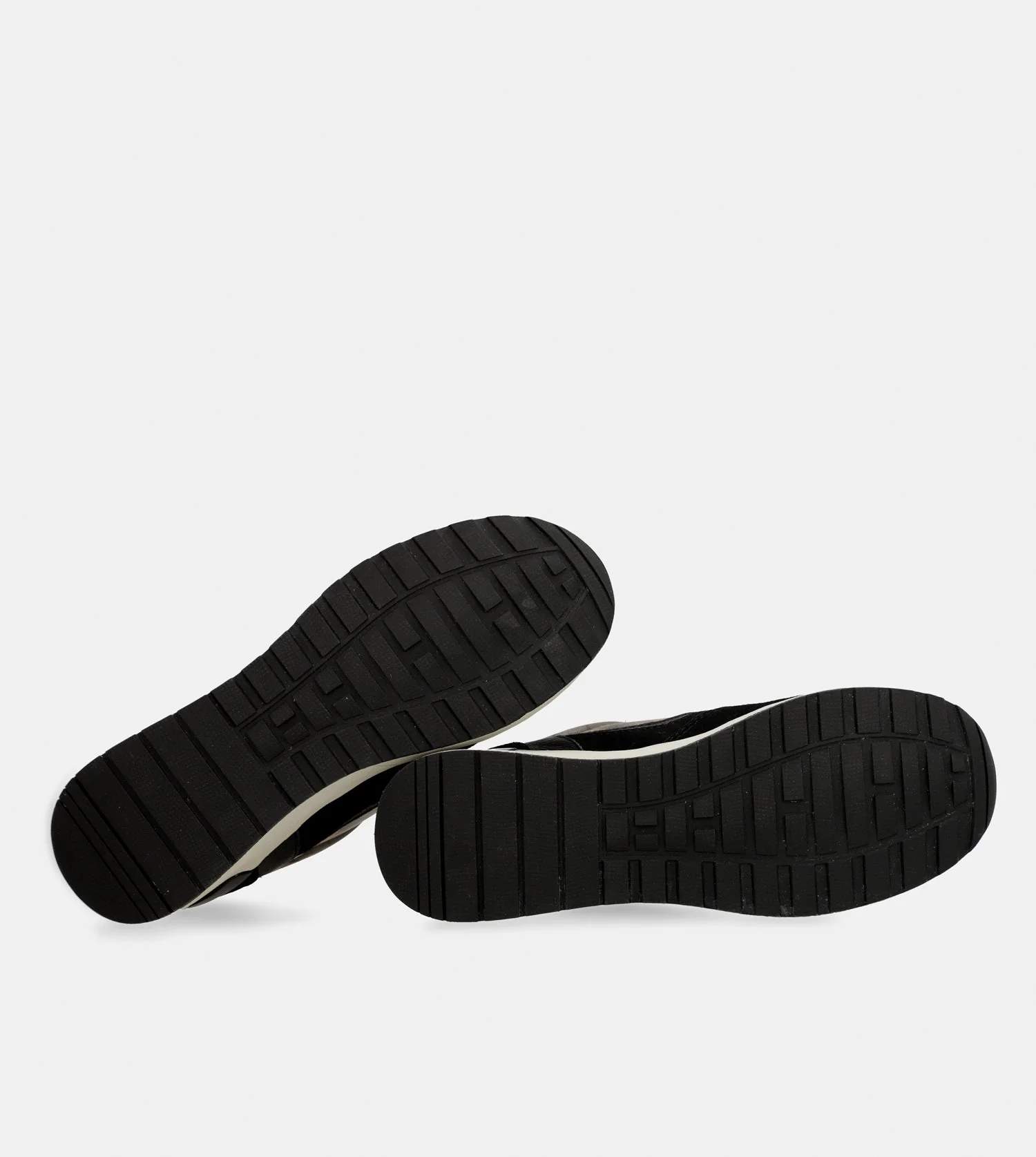 Deportivo con cuña negra Padded - Image 8
