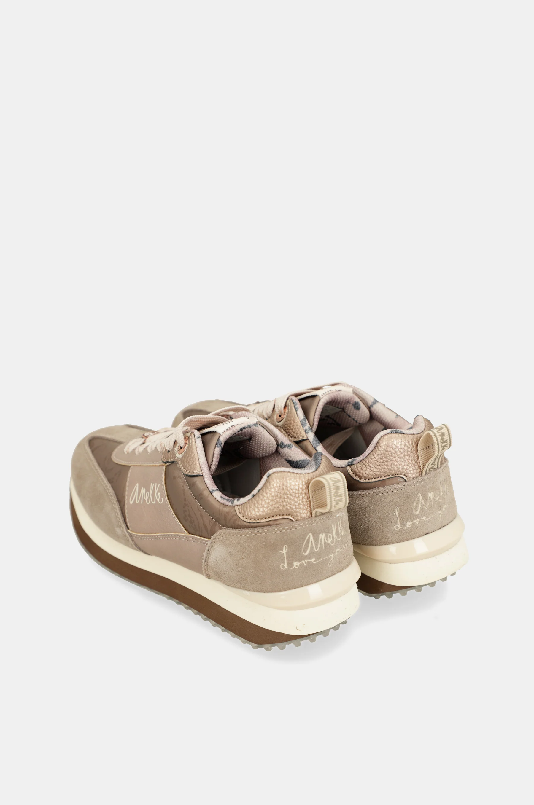 Deportivos beige suela multicolor - Image 3