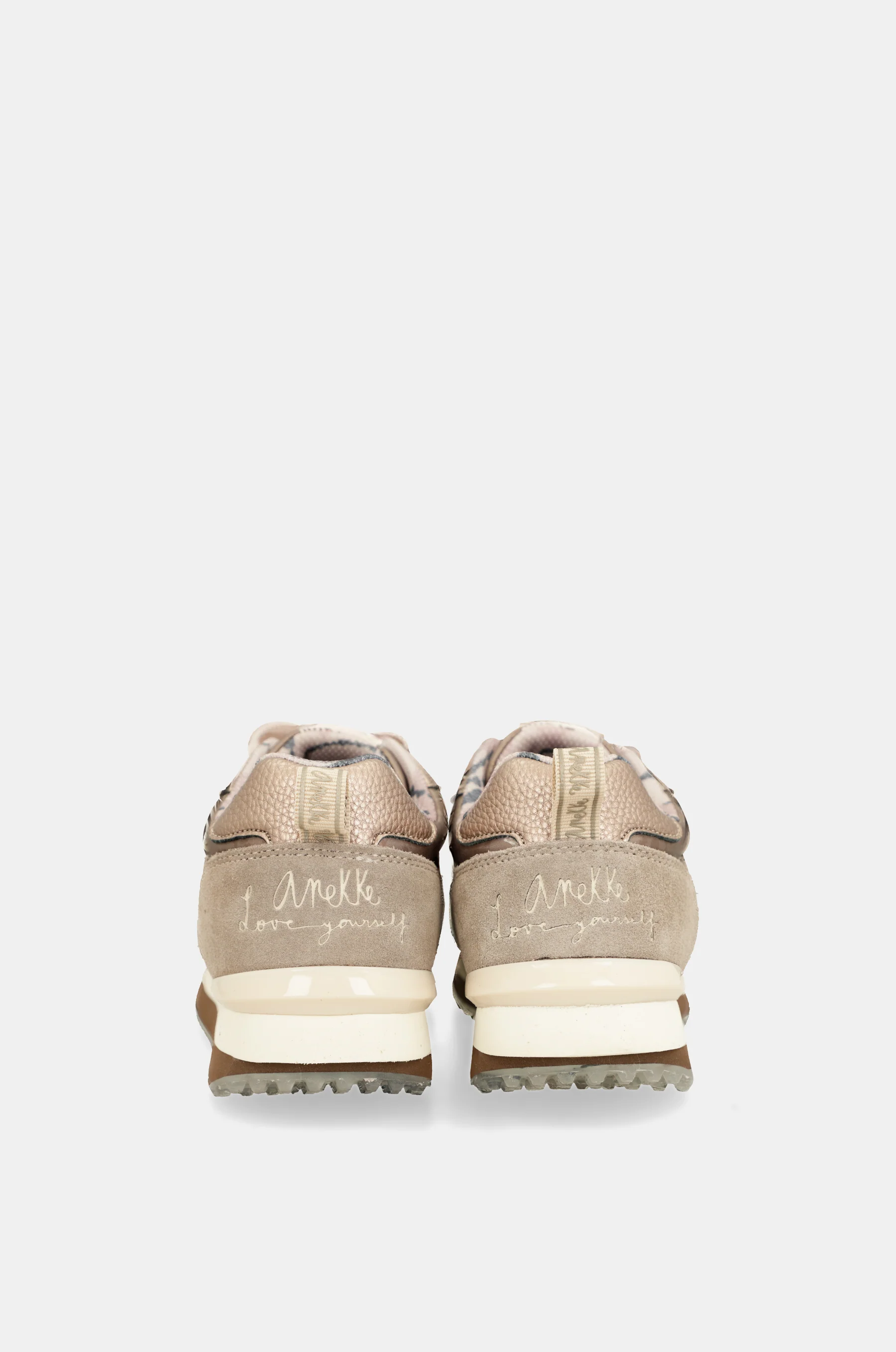 Deportivos beige suela multicolor - Image 6