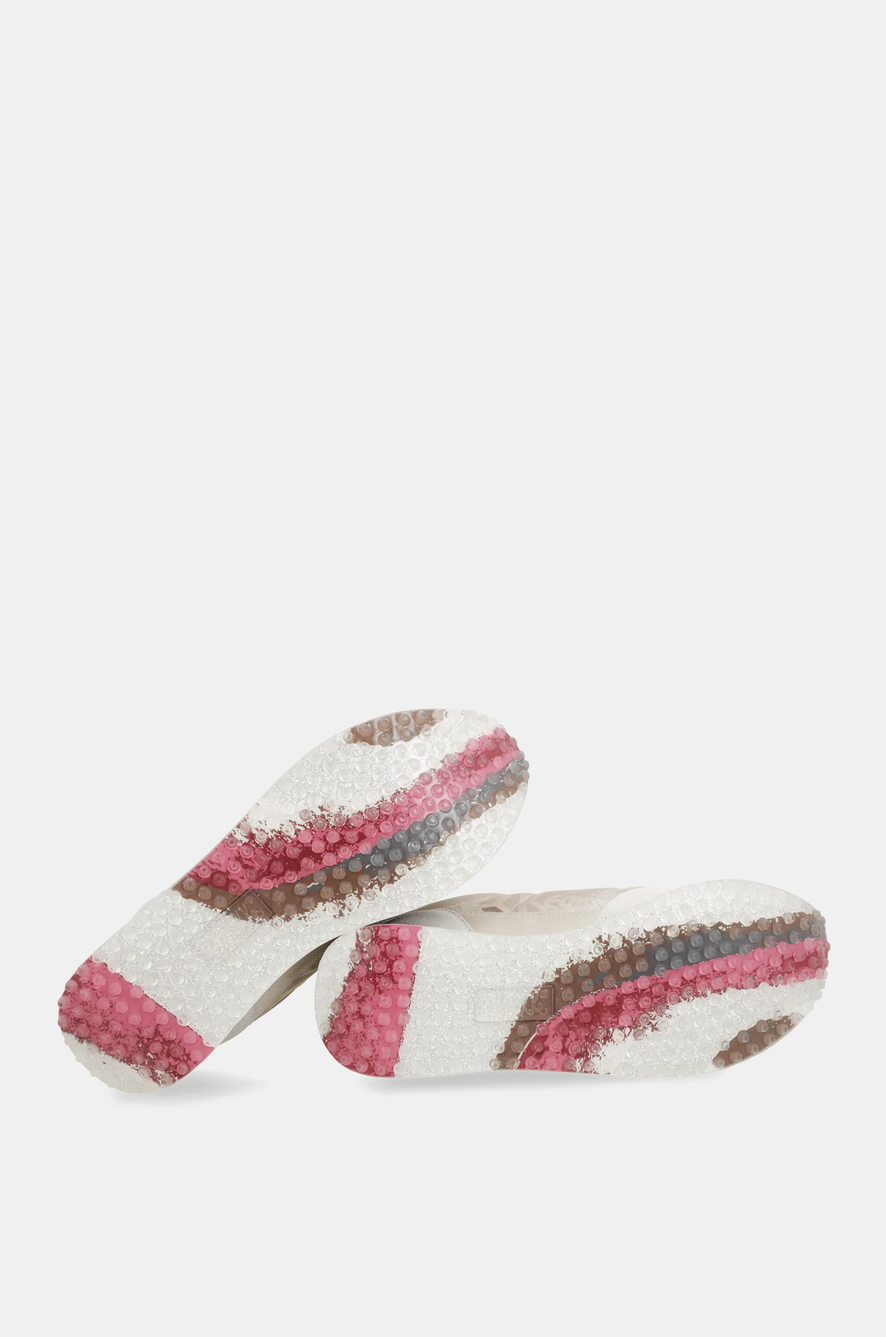 Deportivos blancos - Image 4