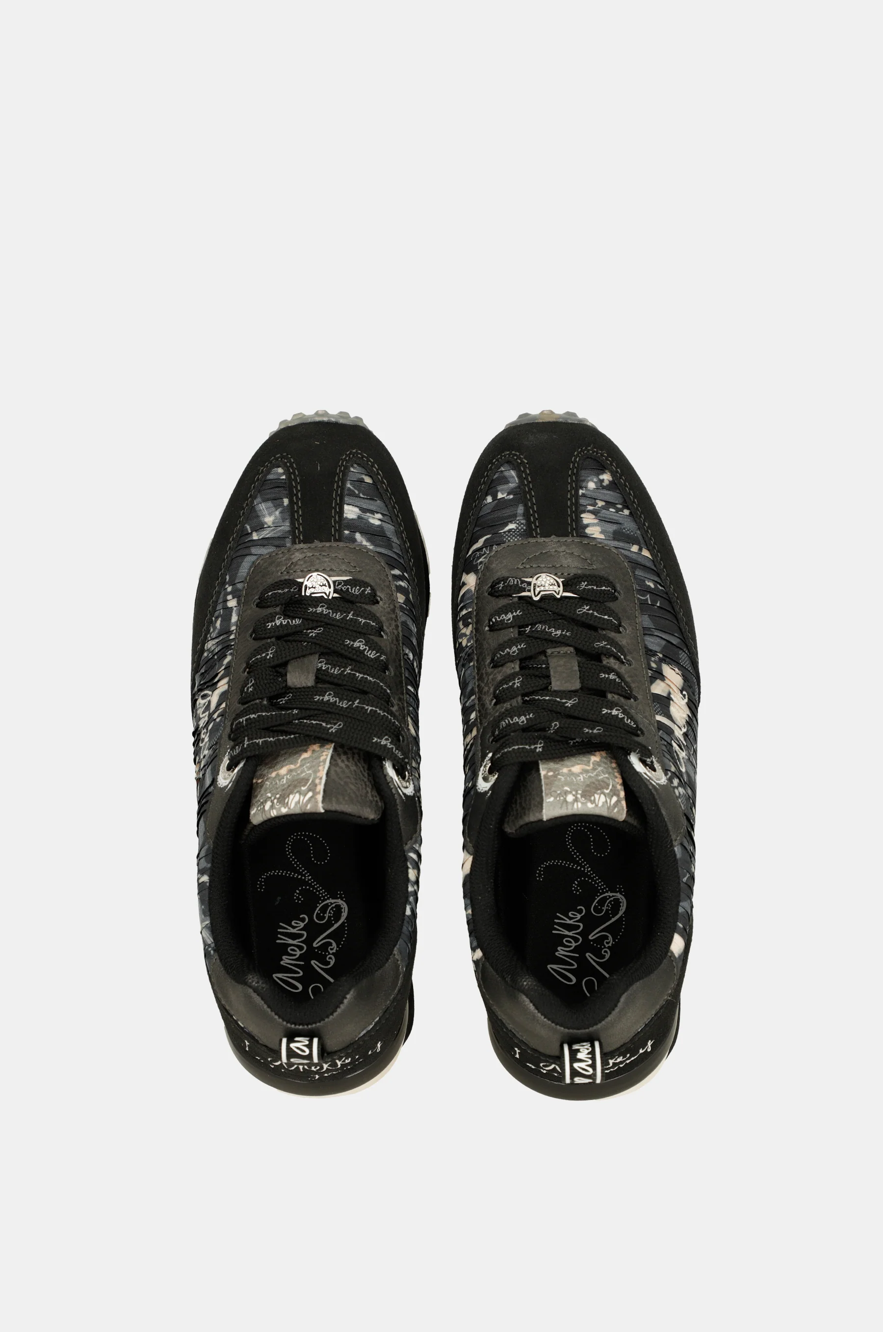 Deportivos negros suela multicolor - Image 3