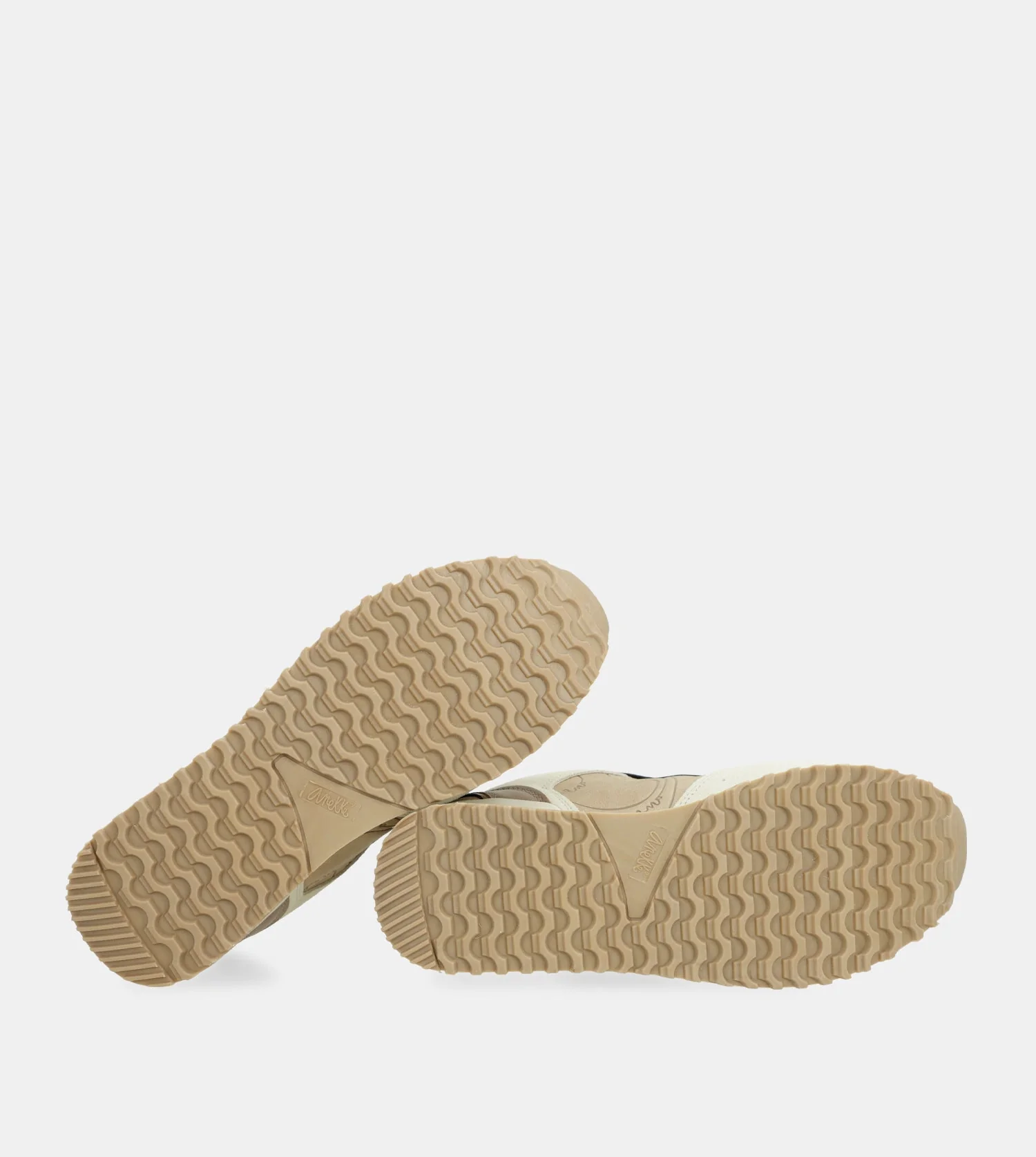 Deportivos plataforma beige - Image 9