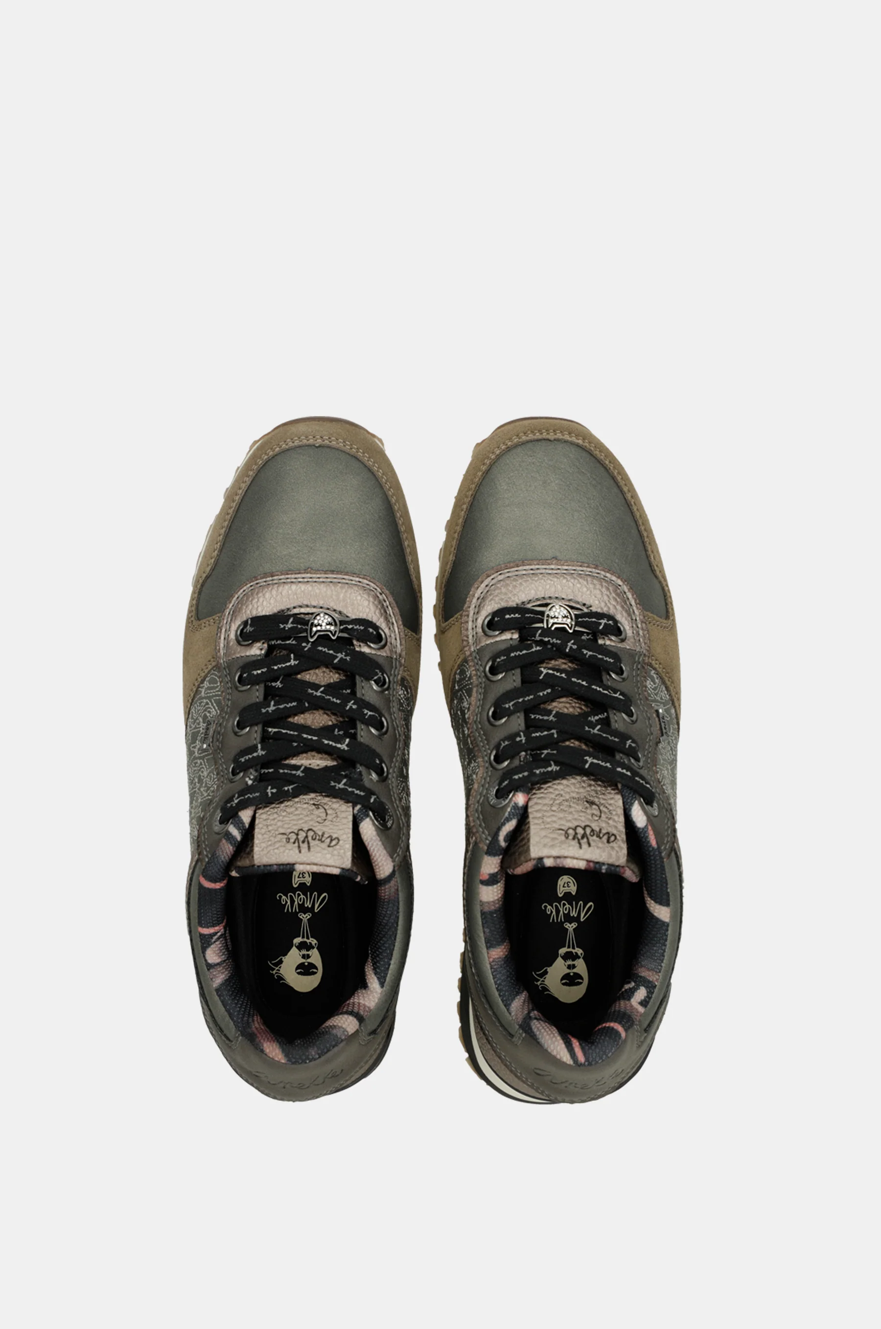 Deportivos plataforma taupe - Image 4
