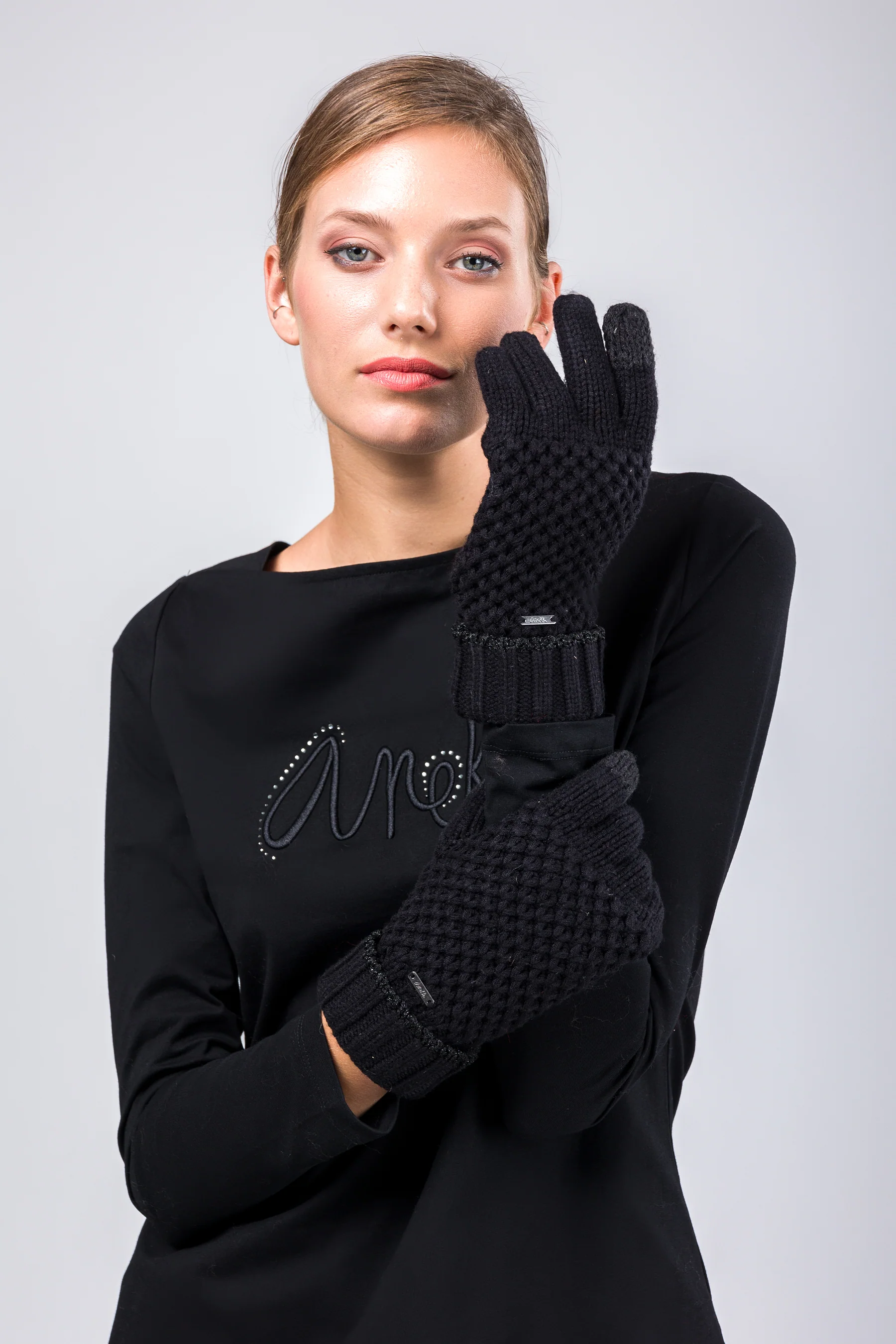 Guantes de punto negros - Image 2