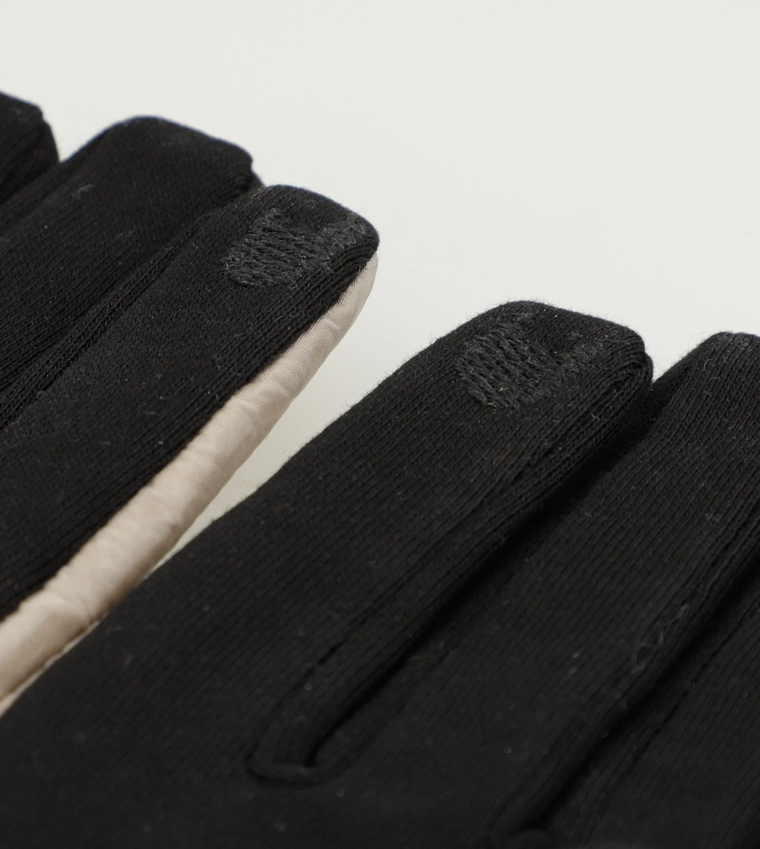 Guantes negros y beige Contemporary - Image 5