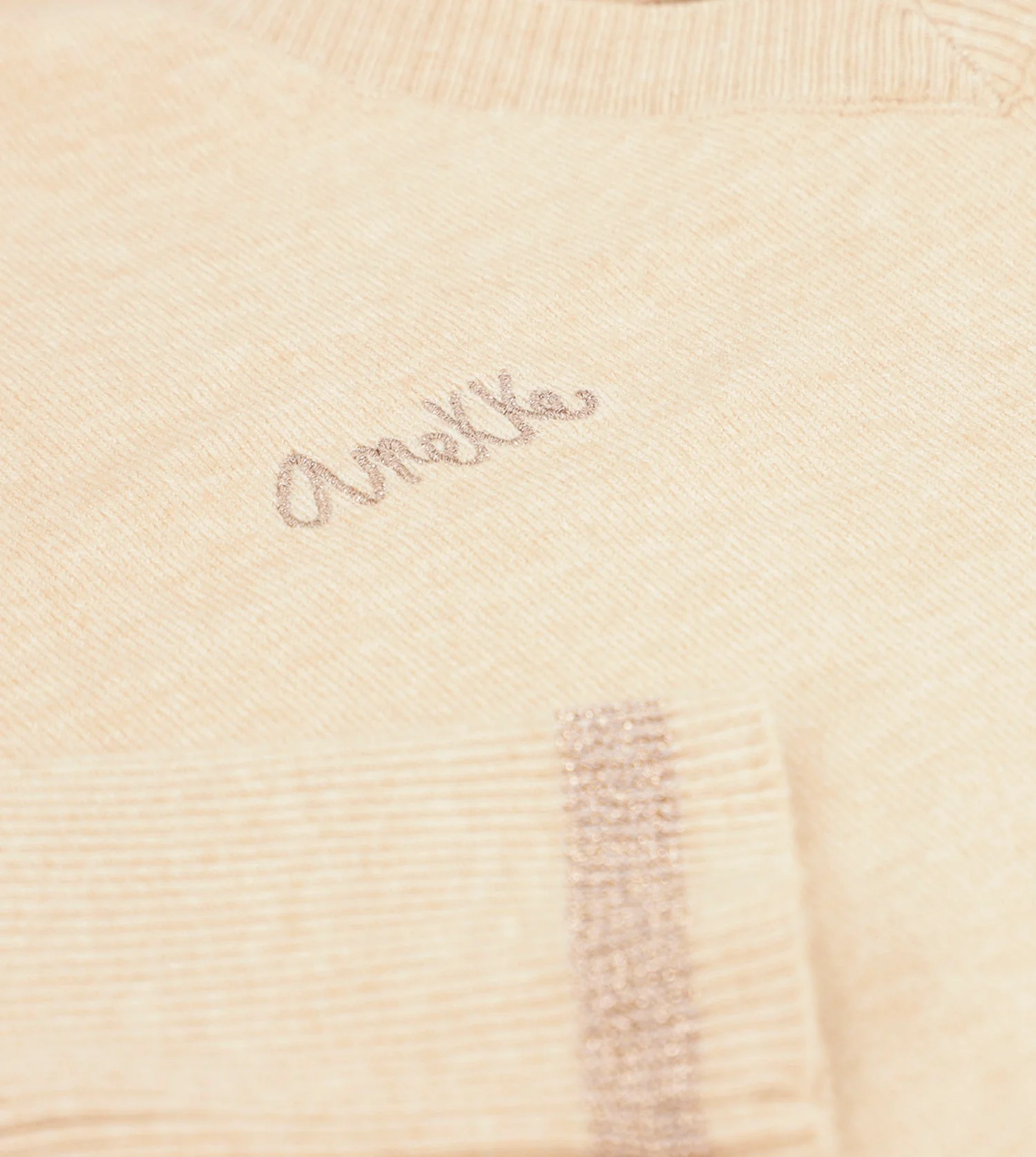 Jersey beige cuello pico Shōen - Image 3