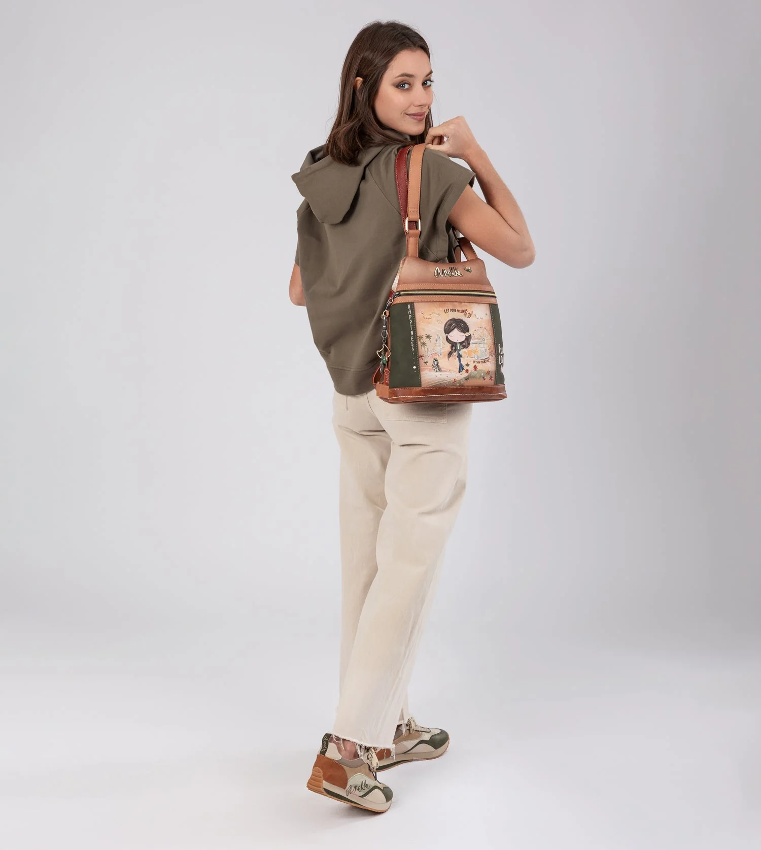 Mochila antirrobo Peace & Love Camel - Image 6