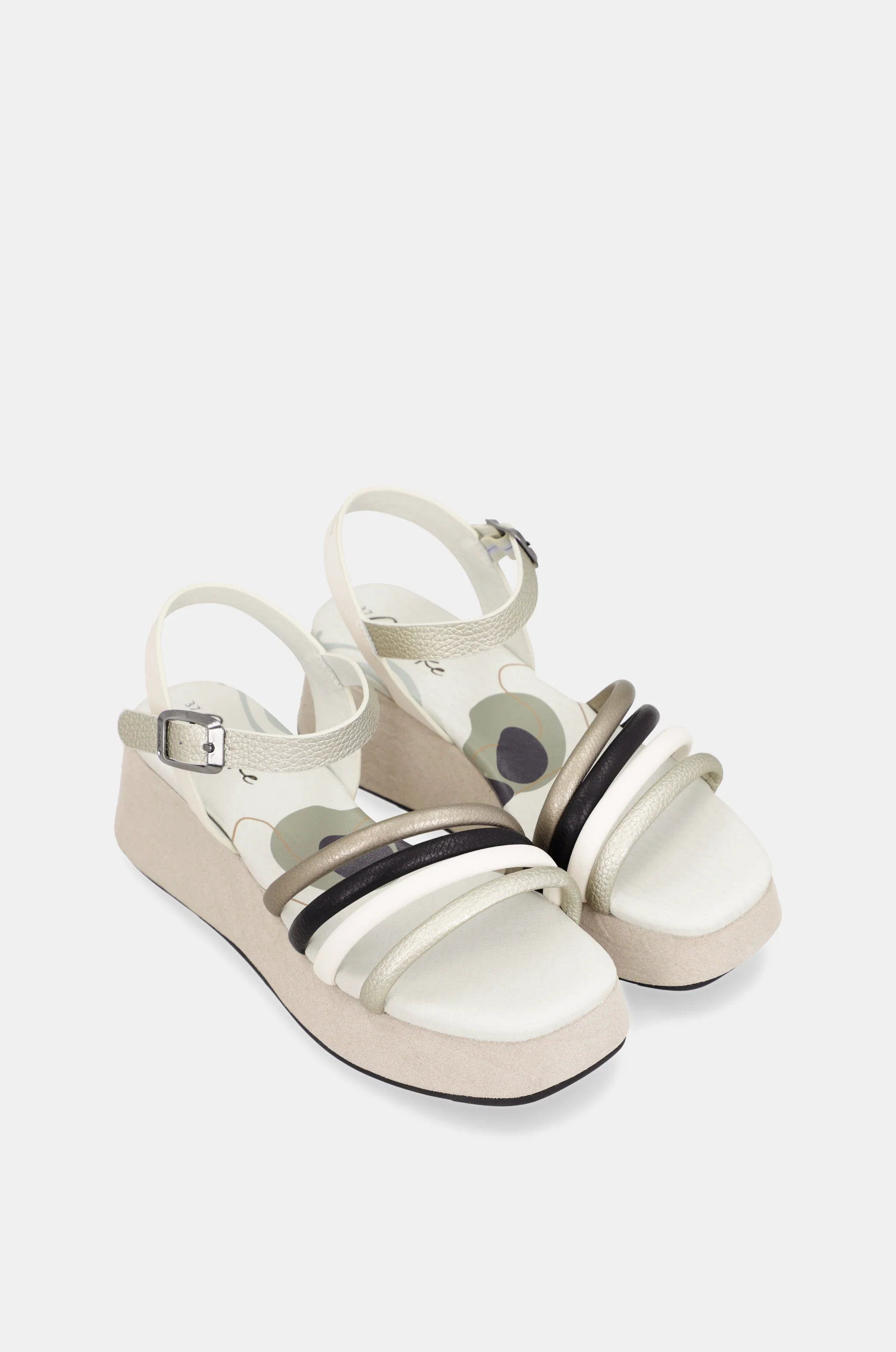 Sandalias con plataforma beige - Image 3