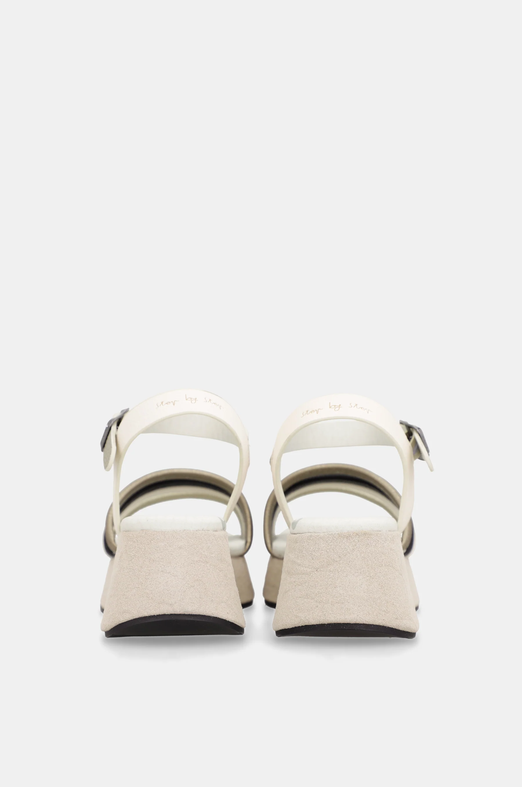 Sandalias con plataforma beige - Image 6