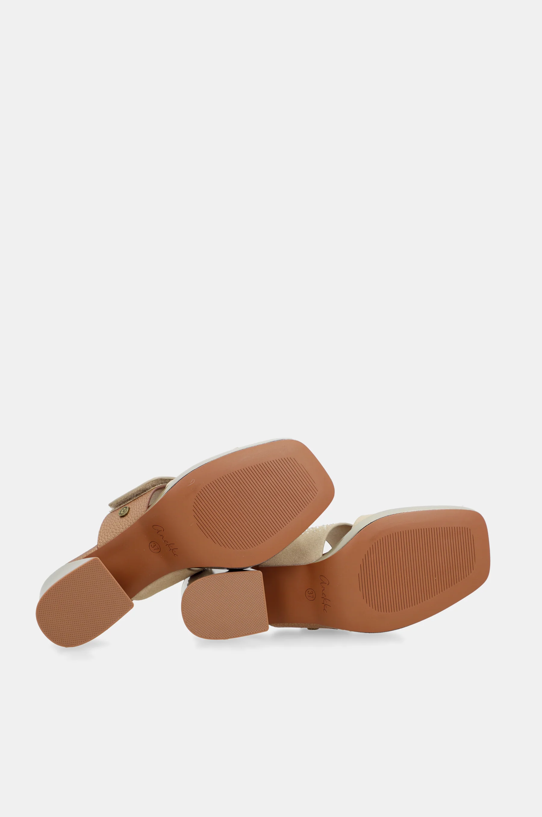 Sandalias con tacón beige con strass - Image 6