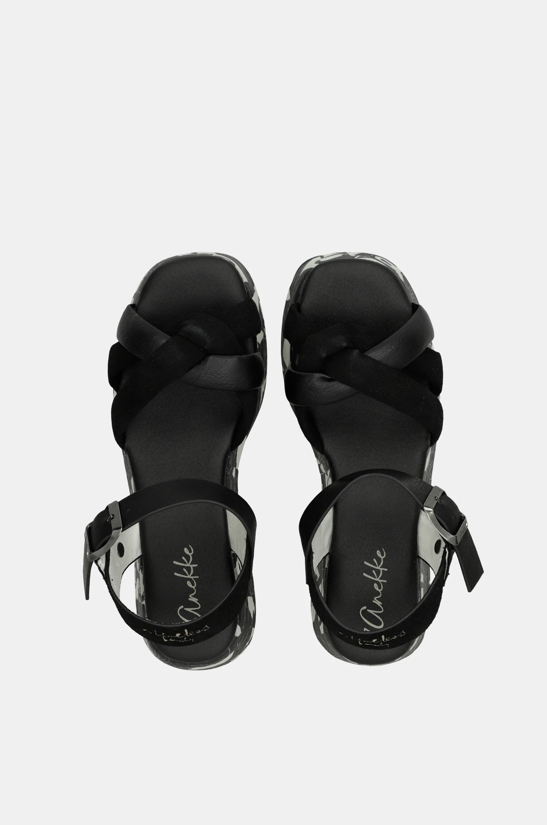 Sandalias plataforma negras y blancas - Image 8