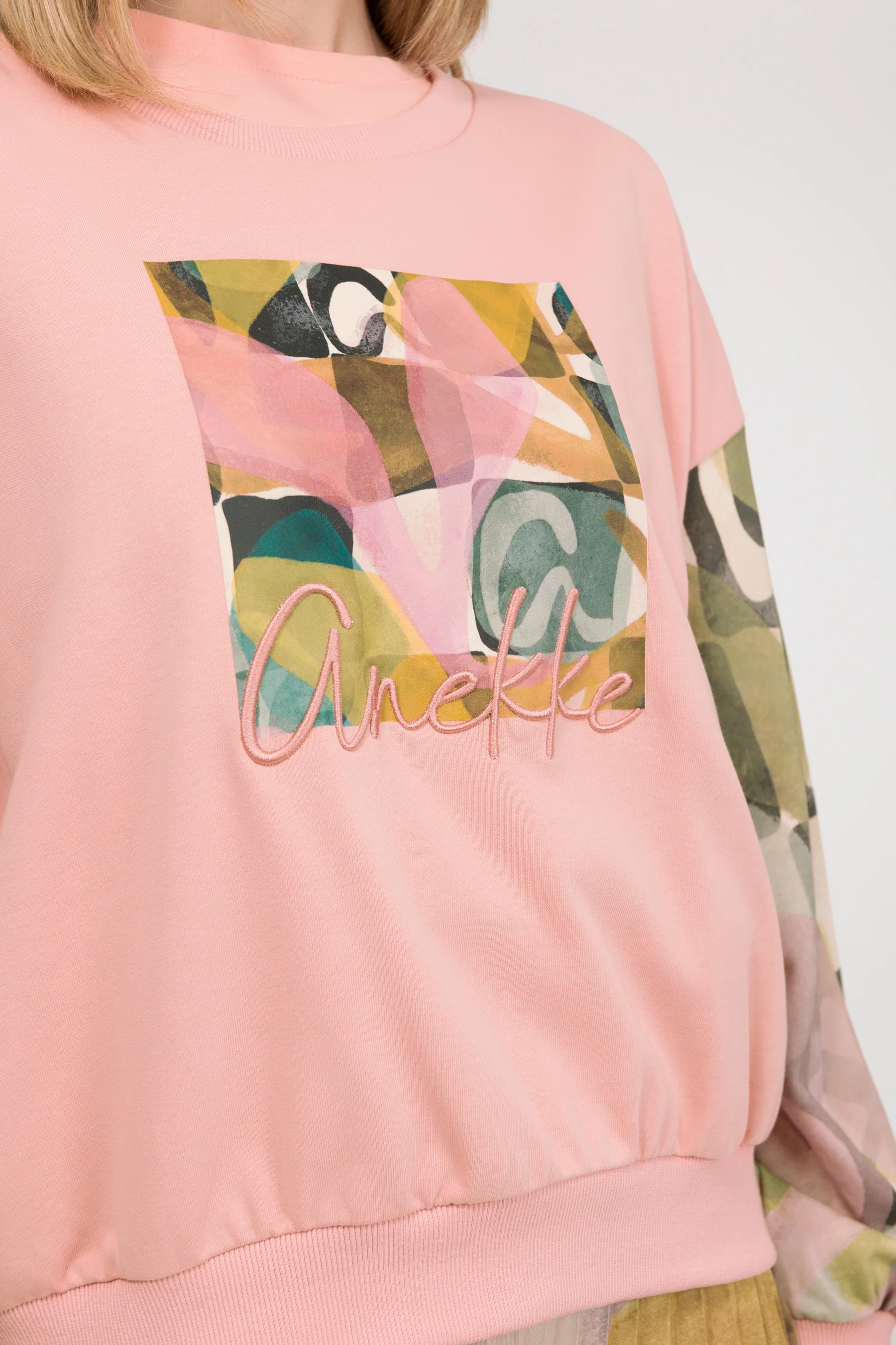 Sudadera de manga larga rosa - Image 4