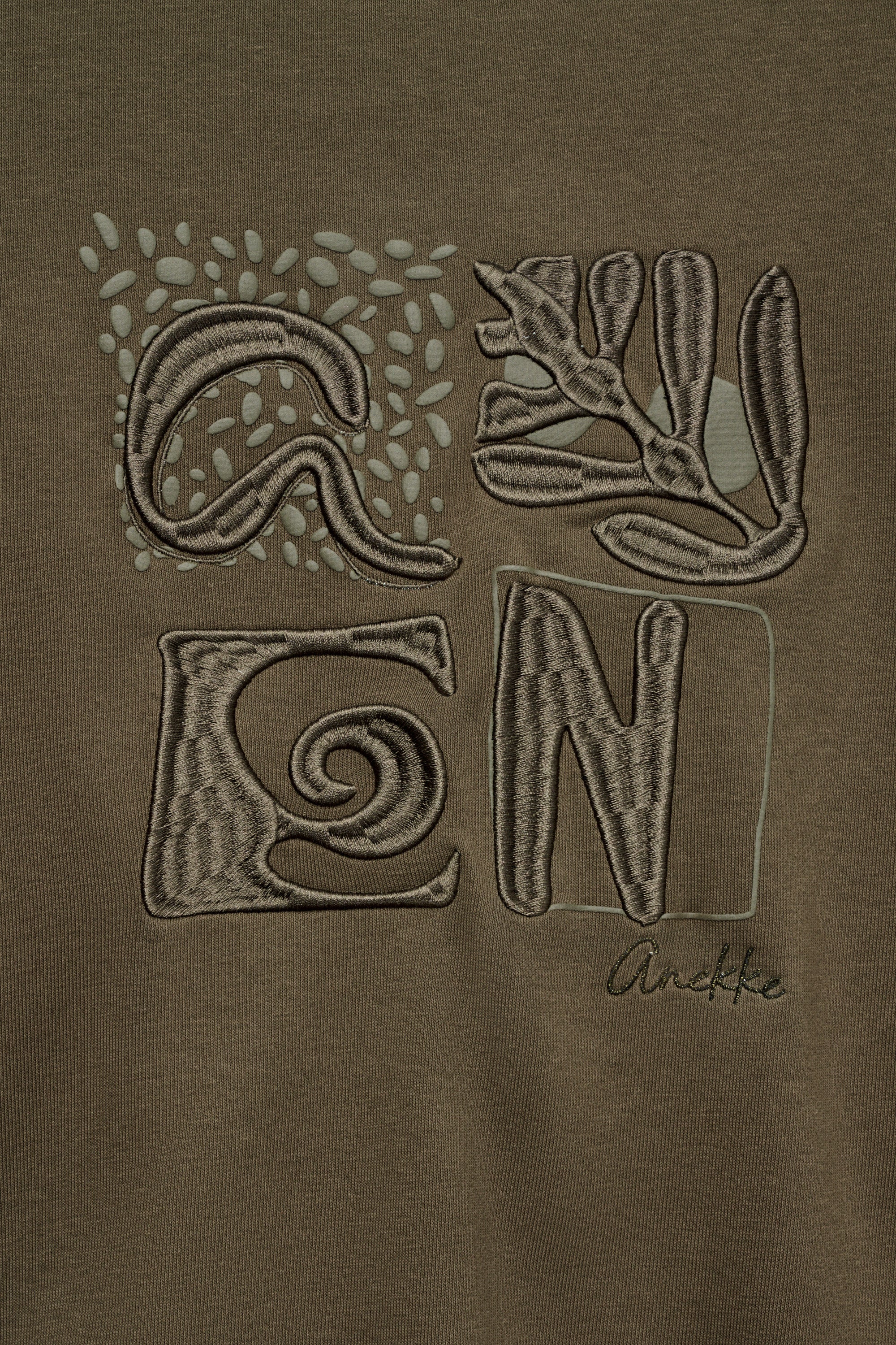 Sudadera de manga larga verde militar - Image 3
