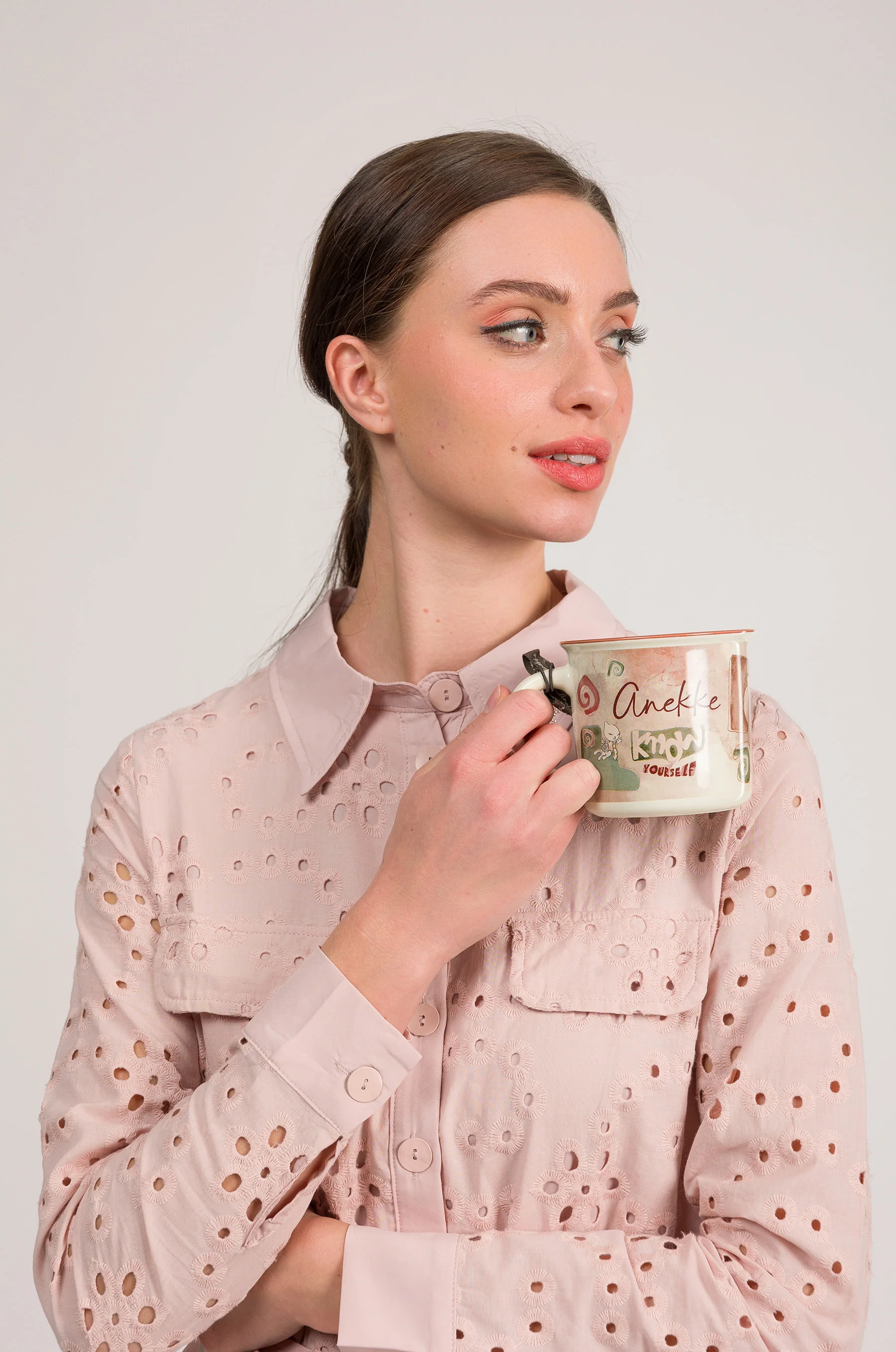 Taza Muse - Image 2
