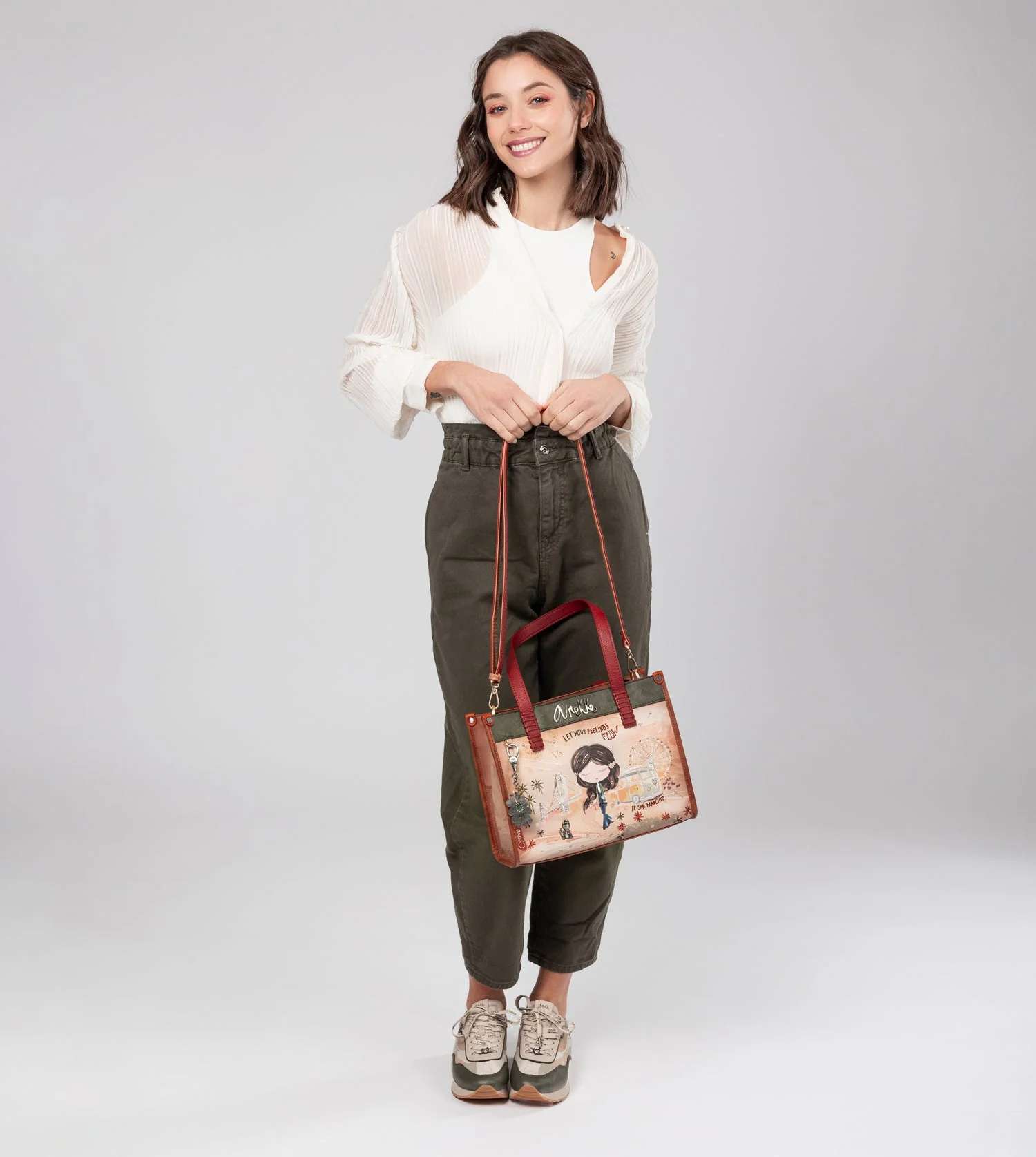 Tote Peace & Love Camel - Image 6